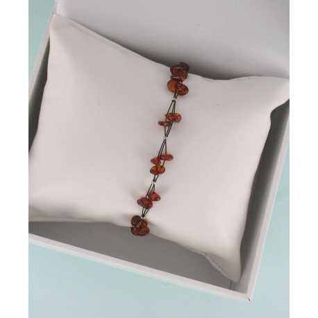 Bracelet Femme en Ambre de la Baltique sur fil métal coloris cognac